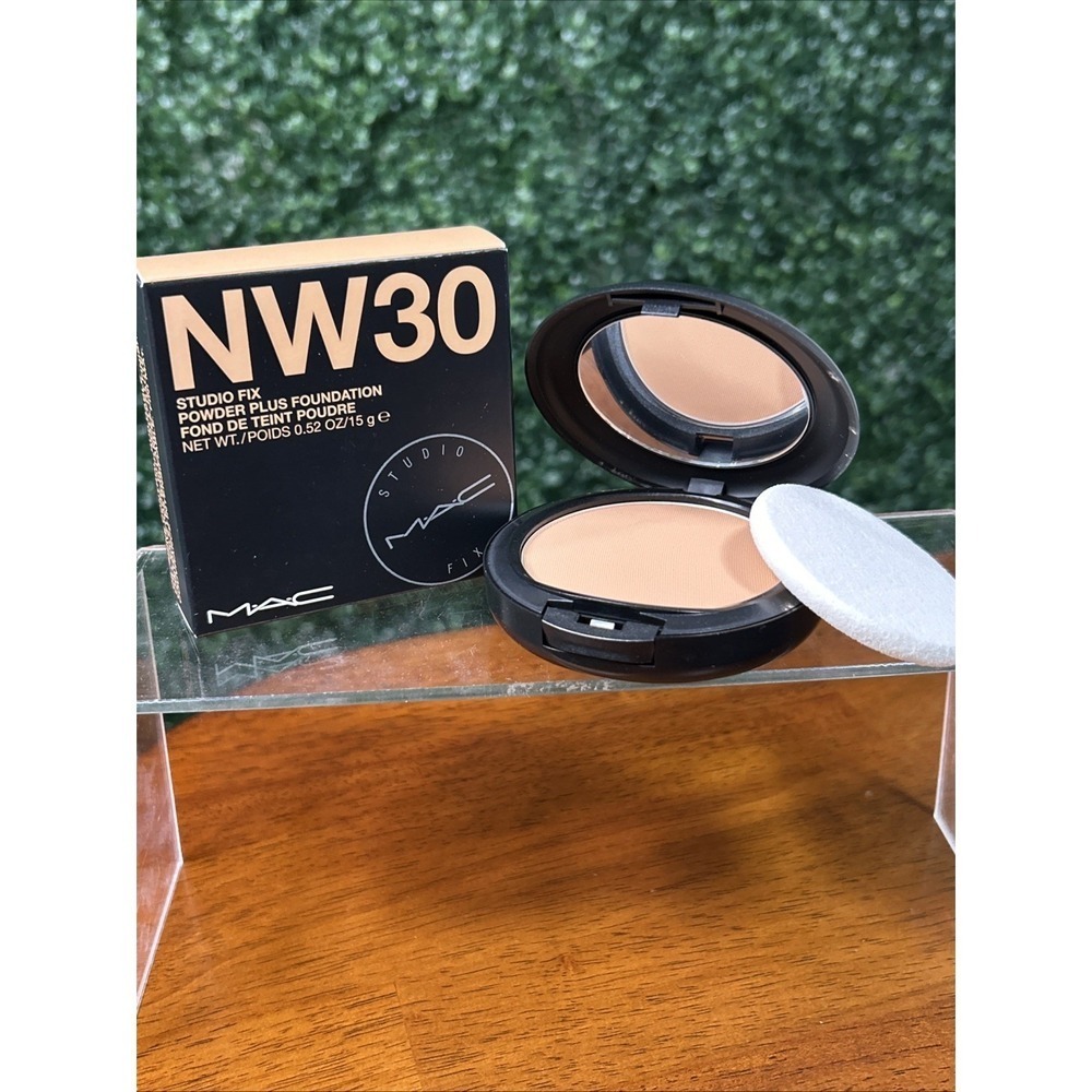 MAC‎ Studio Fix Powder Plus Foundation - NW30 - Original Formula